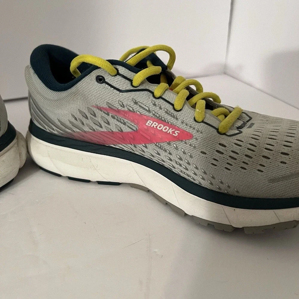 Size 9.5 - Brooks Ghost 13‎ Ice Flow Pink Medium